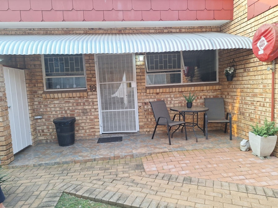 1 Bedroom Property for Sale in Miederpark North West